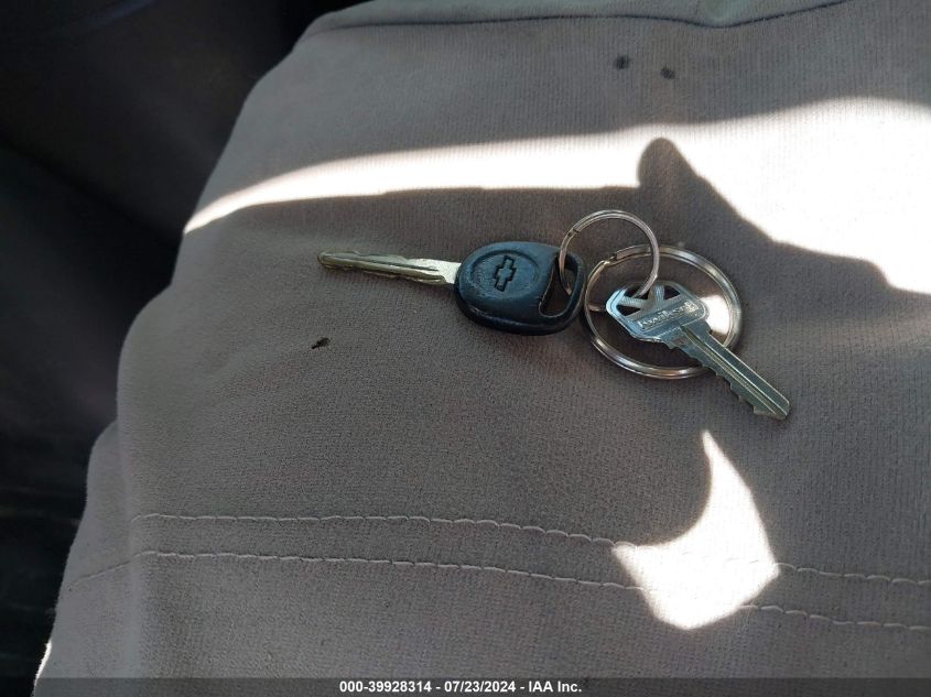 2006 Chevrolet Express Work Van VIN: 1GCFG15X361206546 Lot: 39928314