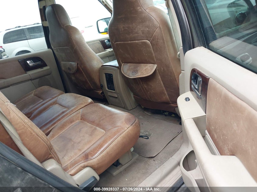 2006 Ford Expedition Eddie Bauer/King Ranch VIN: 1FMFU18546LA66543 Lot: 39928337