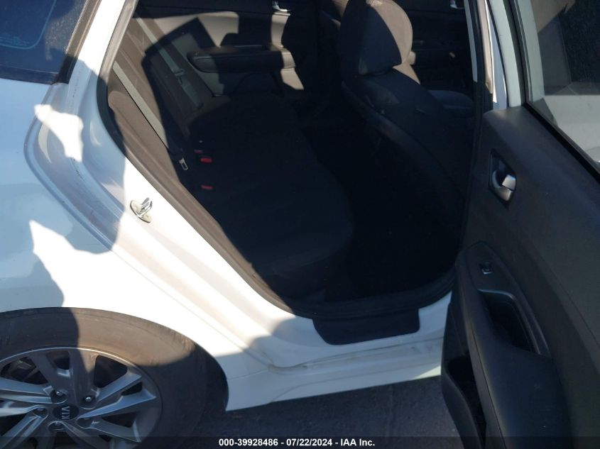 2019 Kia Optima Lx VIN: 5XXGT4L35KG353323 Lot: 39928486