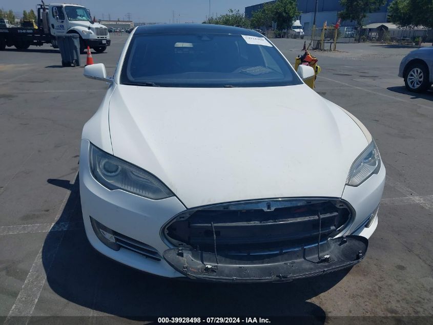 2015 Tesla Model S 70D/85D/P85D VIN: 5YJSA1H22FFP71247 Lot: 39928498