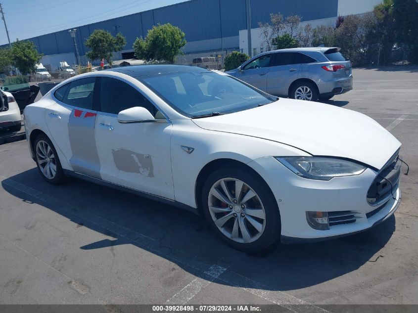 2015 Tesla Model S 70D/85D/P85D VIN: 5YJSA1H22FFP71247 Lot: 39928498