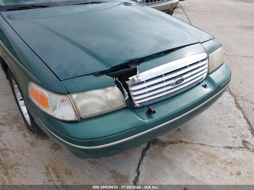 2000 Ford Crown Victoria Lx VIN: 2FAFP74W2YX137876 Lot: 39928610