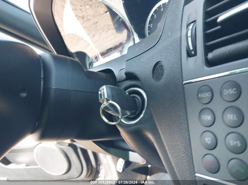 2010 Mercedes-Benz C 300 Luxury 4Matic/Sport 4Matic VIN: WDDGF8BB7AR088087 Lot: 39928652