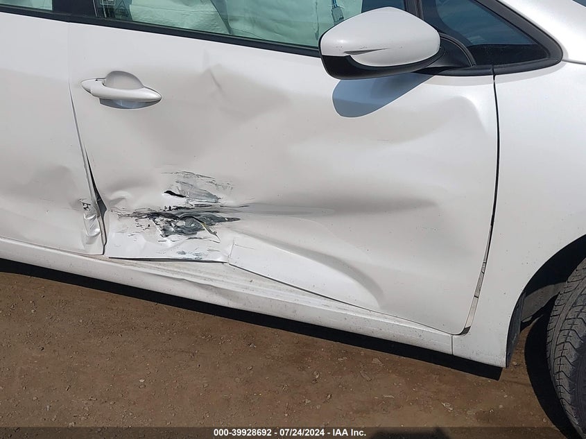 2018 KIA FORTE LX - 3KPFL4A75JE257345