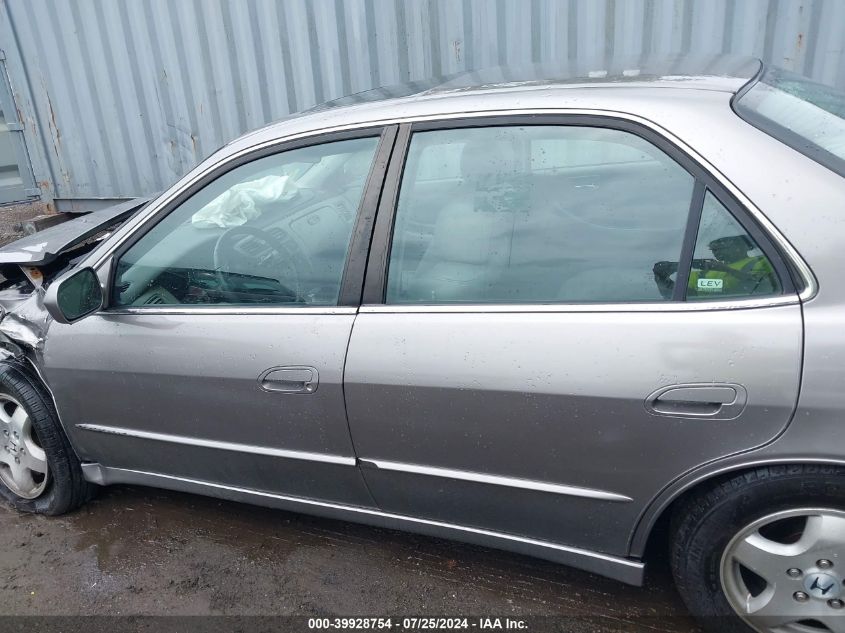 2000 Honda Accord 3.0 Ex VIN: 1HGCG1653YA032885 Lot: 39928754