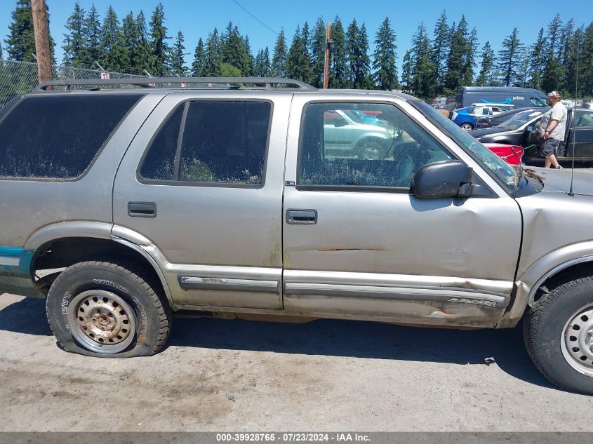 1999 Chevrolet Blazer VIN: 1GNDR13WXX2232853 Lot: 39928765