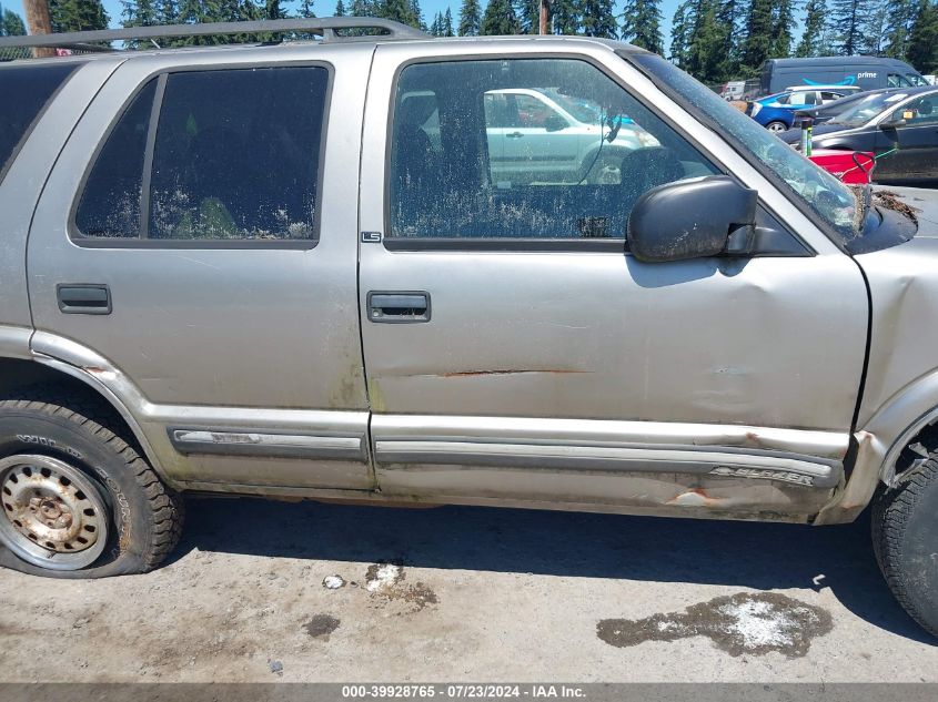 1999 Chevrolet Blazer VIN: 1GNDR13WXX2232853 Lot: 39928765