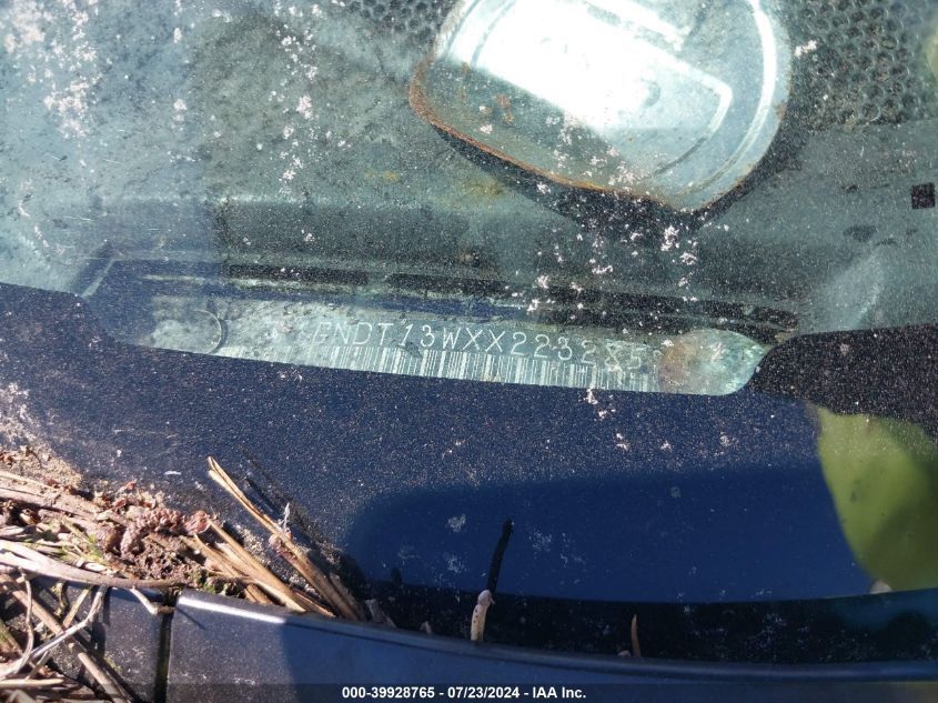 1999 Chevrolet Blazer VIN: 1GNDR13WXX2232853 Lot: 39928765