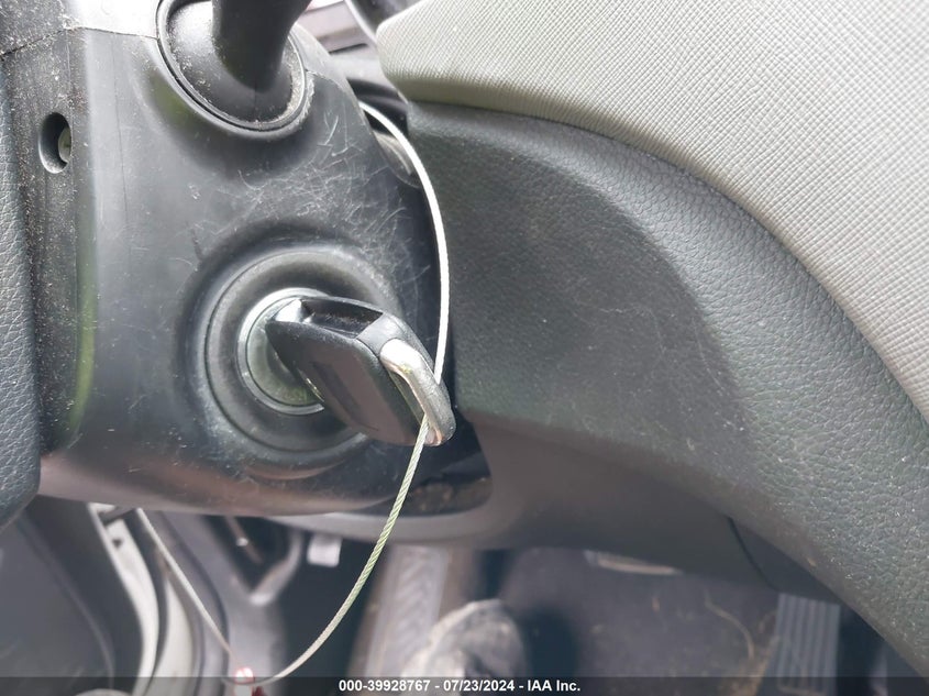 2013 Hyundai Santa Fe Sport VIN: 5XYZTDLB7DG004694 Lot: 39928767