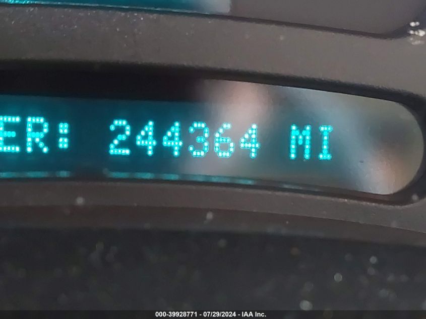 2003 Chevrolet Suburban 1500 Z71 VIN: 3GNFK16Z83G289605 Lot: 39928771