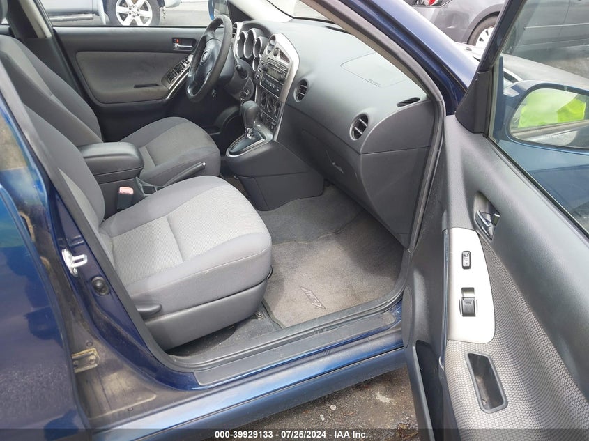 2007 Toyota Matrix Xr VIN: 2T1KR32E57C678025 Lot: 39929133