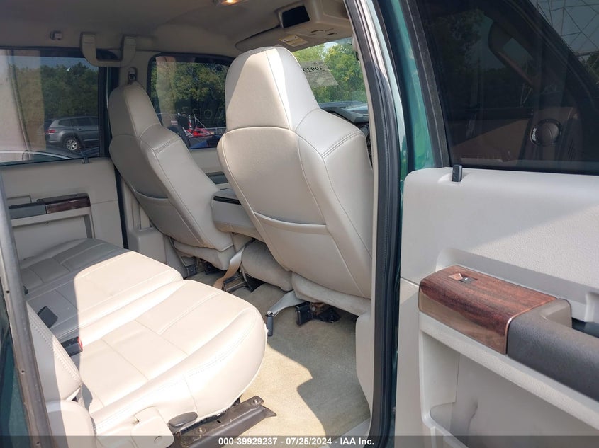 2008 Ford F-250 Fx4/Harley-Davidson/King Ranch/Lariat/Xl/Xlt VIN: 1FTSW21R38EA31578 Lot: 39929237