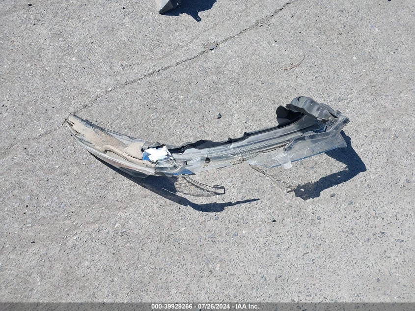 2018 TOYOTA HIGHLANDER XLE - 5TDJZRFH5JS856890