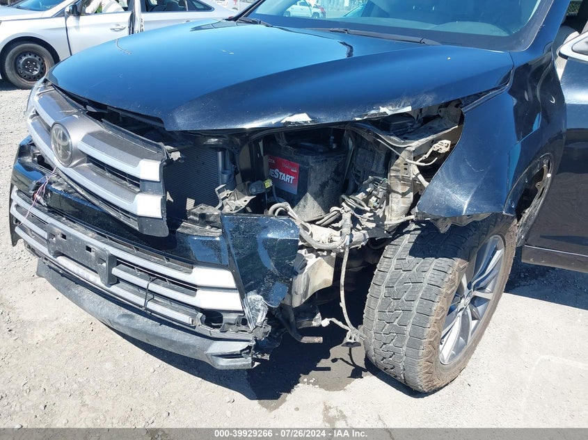 2018 TOYOTA HIGHLANDER XLE - 5TDJZRFH5JS856890