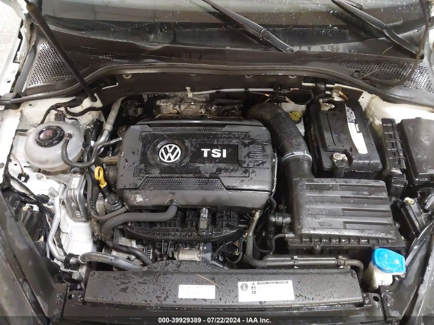 3VW717AU7JM755275 2018 Volkswagen Golf Sportwagen Tsi S