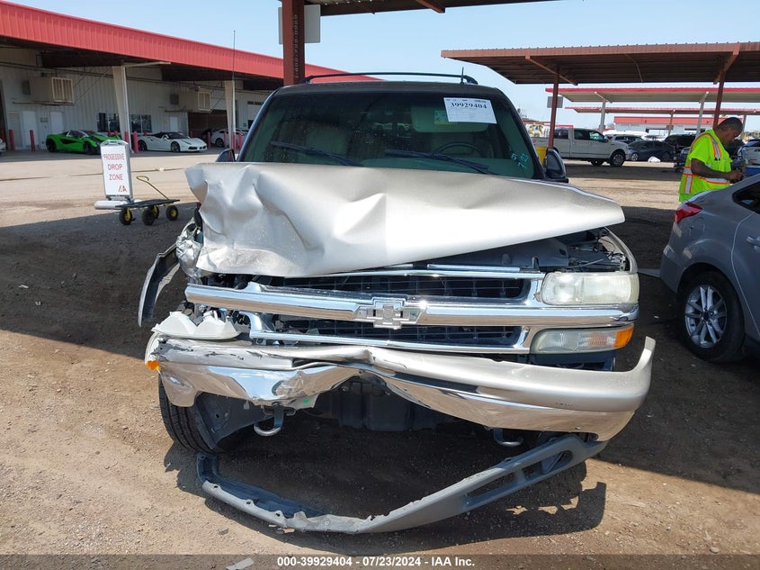 2002 Chevrolet Suburban 1500 Lt VIN: 1GNEC16T52J203457 Lot: 39929404