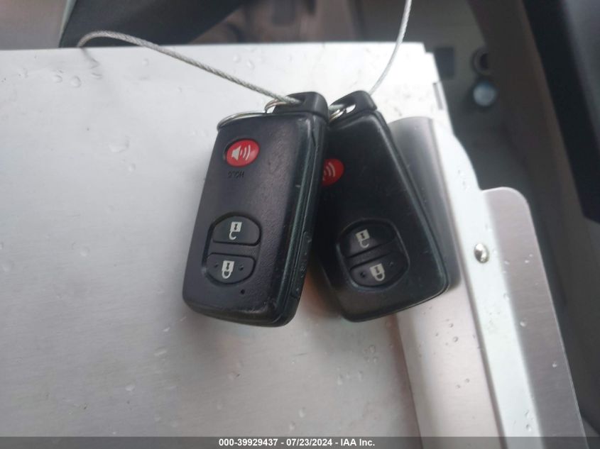 2010 Toyota Prius Iii VIN: JTDKN3DU9A0082627 Lot: 39929437