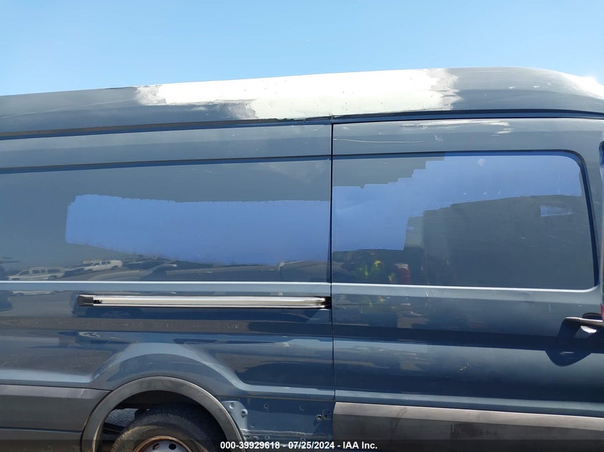 2020 Ford Transit-250 Cargo Van VIN: 1FTBR3X82LKA27995 Lot: 39929618