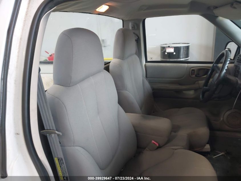 2003 GMC Sonoma Sl VIN: 1GTCS14HX38182115 Lot: 39929647