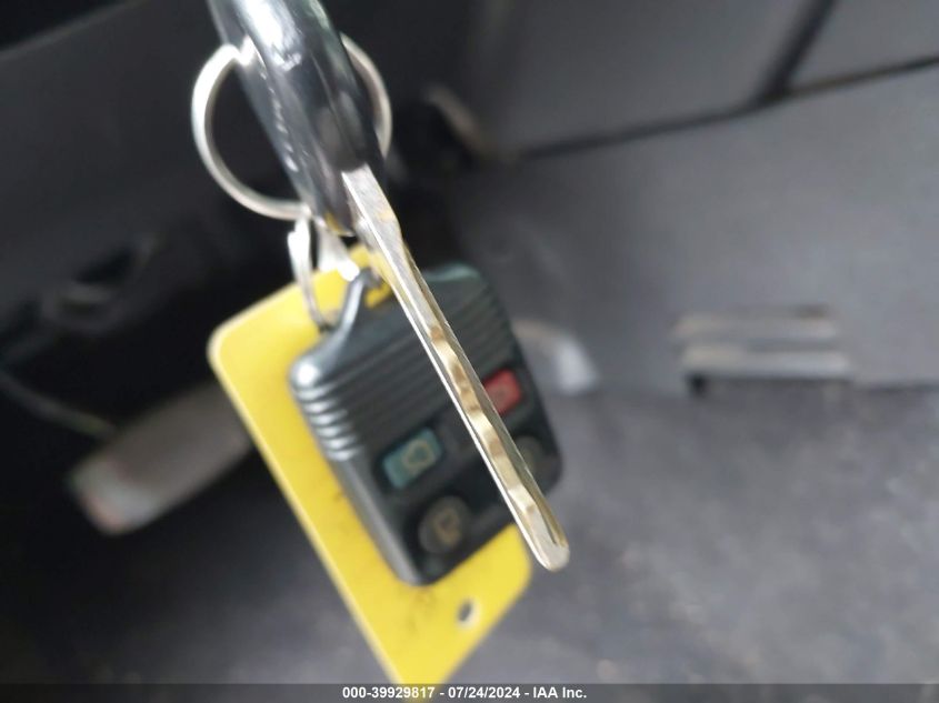 2008 Ford Explorer Xlt VIN: 1FMEU73E08UA71645 Lot: 39929817