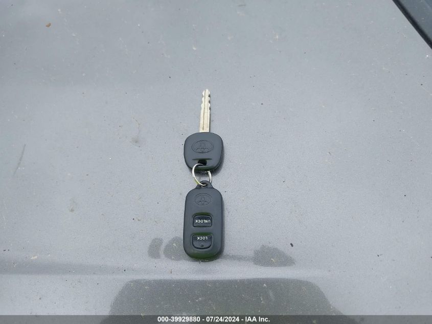 2005 Toyota Corolla Le VIN: 2T1BR32EX5C488332 Lot: 39929880