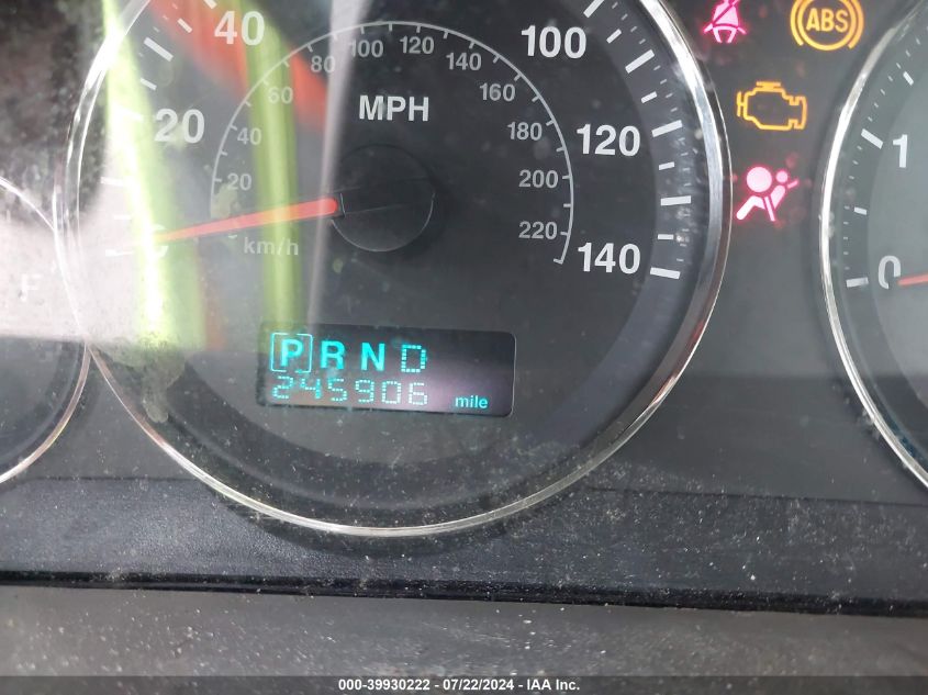 2005 Jeep Grand Cherokee Limited VIN: 1J4HR58205C592964 Lot: 39930222