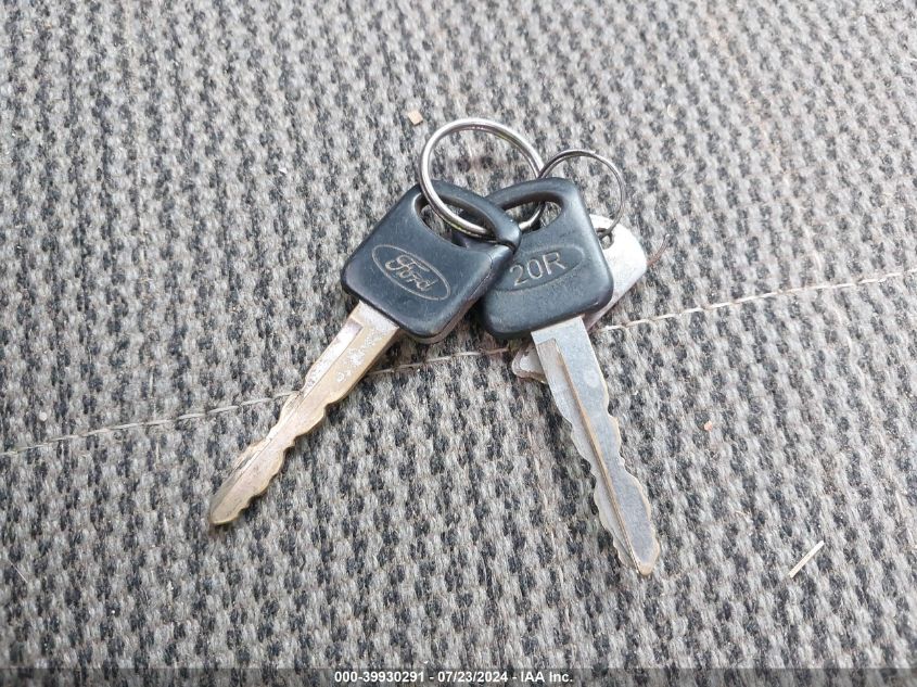 1995 Ford F150 VIN: 1FTDF15Y1SNB42481 Lot: 39930291