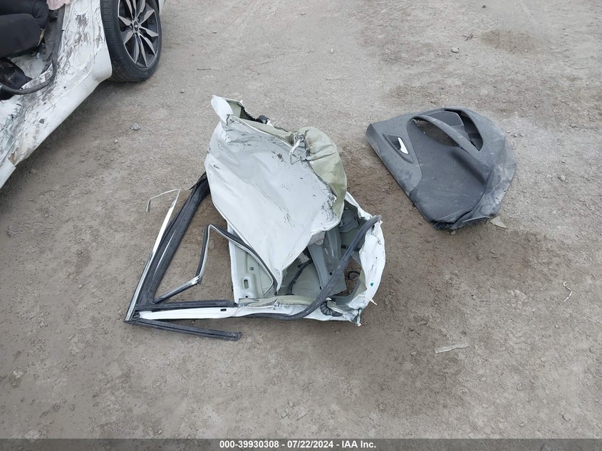 2018 Chevrolet Malibu Lt VIN: 1G1ZD5ST9JF220129 Lot: 39930308