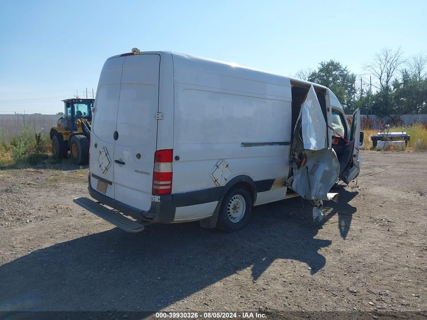 2014 Mercedes-Benz Sprinter 2500 High Roof VIN: WD3PE8DE8E5898680 Lot: 39930326