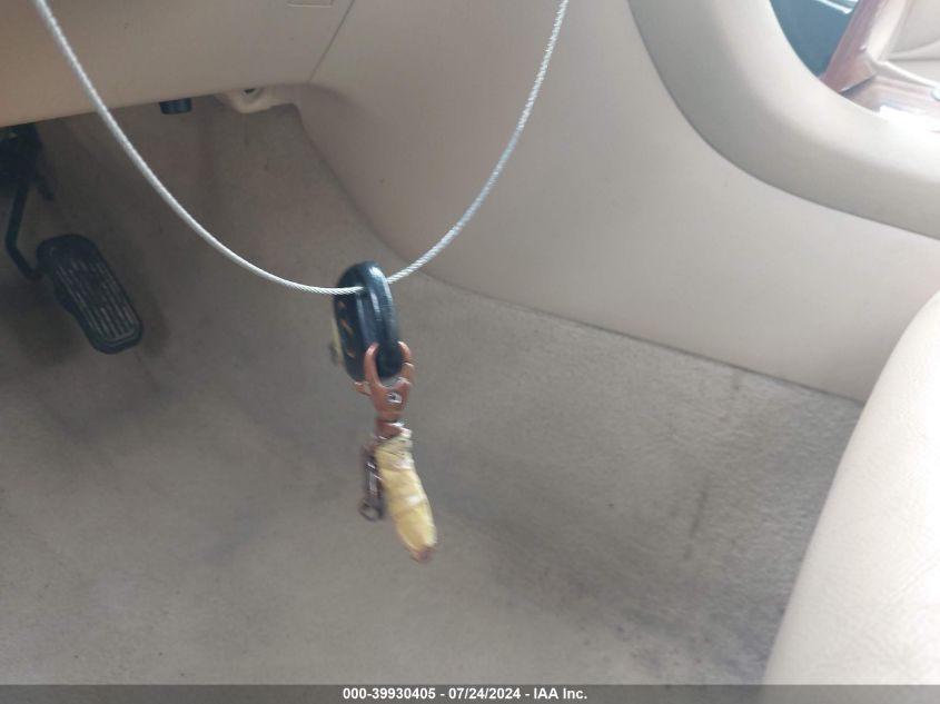 2005 Lexus Es 330 VIN: JTHBA30G855117872 Lot: 39930405