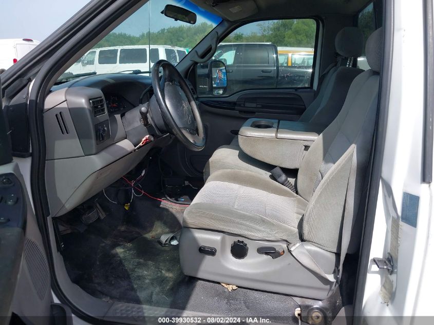 2000 Ford F-350 VIN: 1FDWF36F2YEC75918 Lot: 43203155