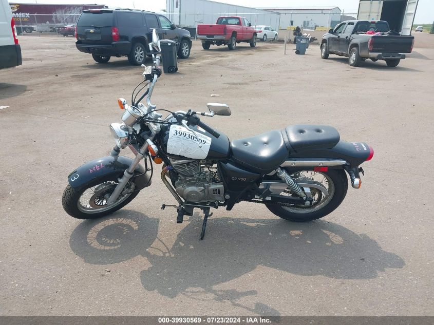 2008 Suzuki Gz250 VIN: VTTNJ48A782100939 Lot: 39930569