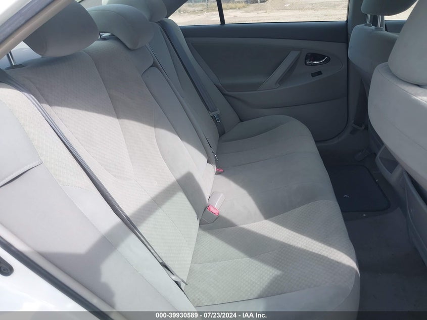 2007 Toyota Camry Ce/Le/Xle/Se VIN: JTNBE46K273083011 Lot: 39930589