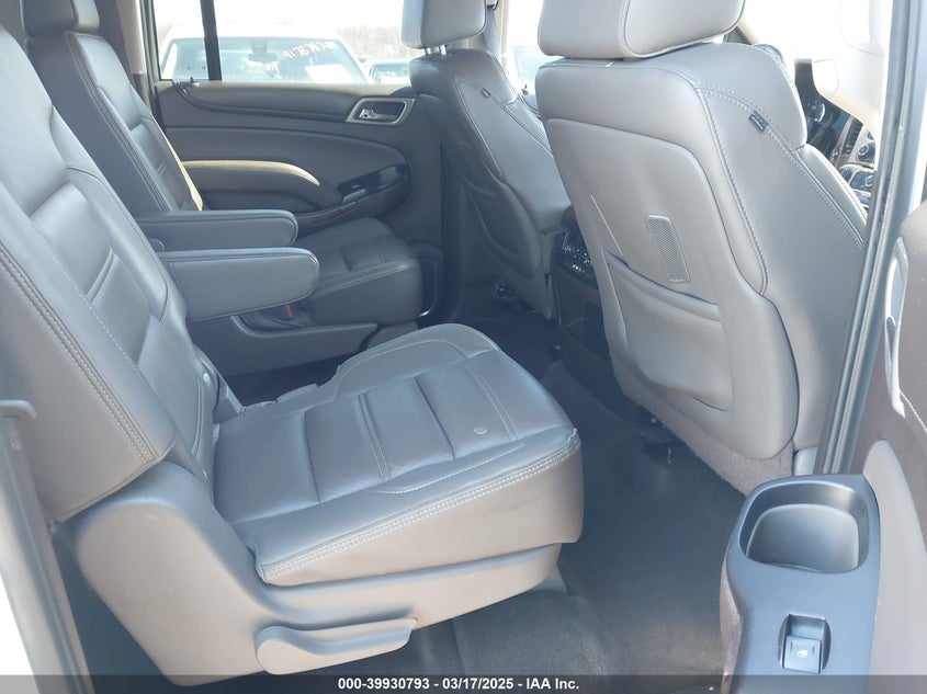 2015 GMC YUKON XL 1500 DENALI - 1GKS2JKJ1FR731074