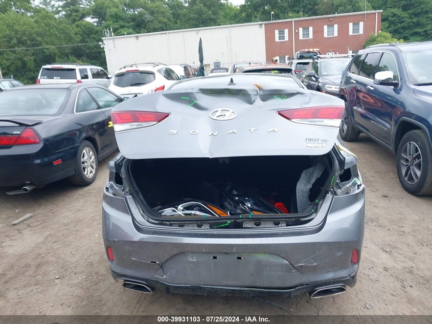 2019 Hyundai Sonata Sport VIN: 5NPE34AF4KH781120 Lot: 39931103