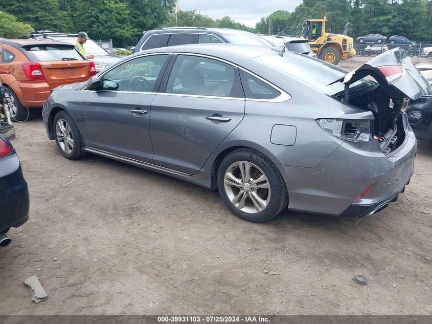 VIN 5NPE34AF4KH781120 2019 HYUNDAI SONATA SPORT