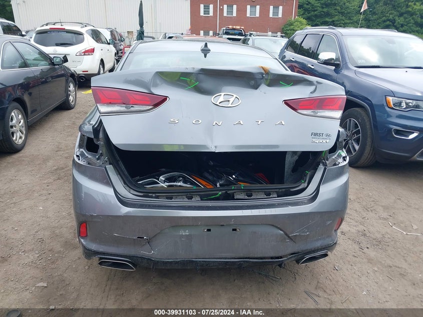 2019 Hyundai Sonata Sport VIN: 5NPE34AF4KH781120 Lot: 39931103
