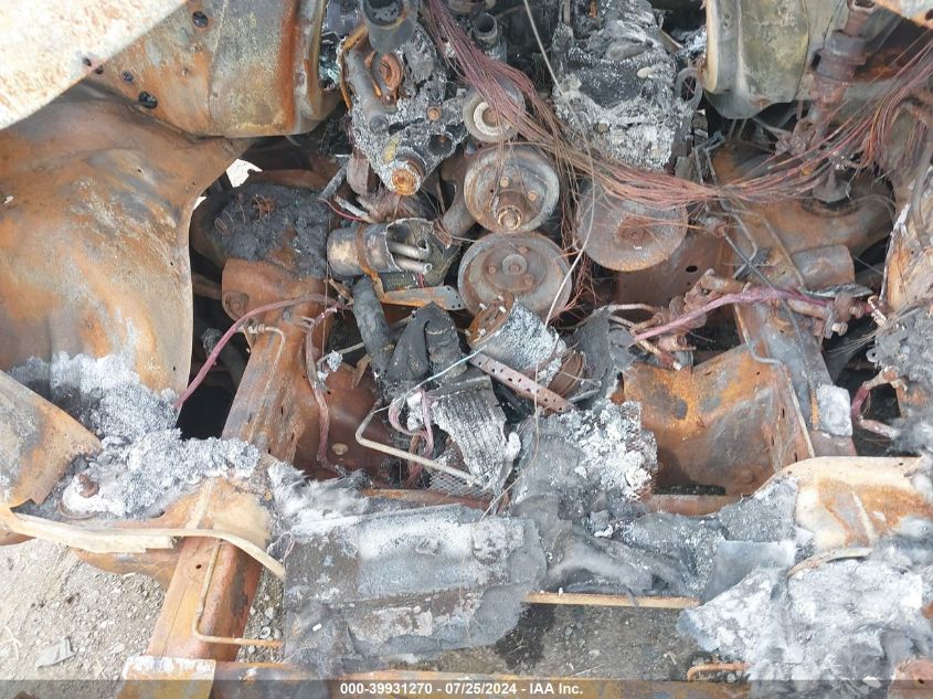 2004 Chevrolet Express G1500 VIN: 1GCFG15X541173823 Lot: 39931270