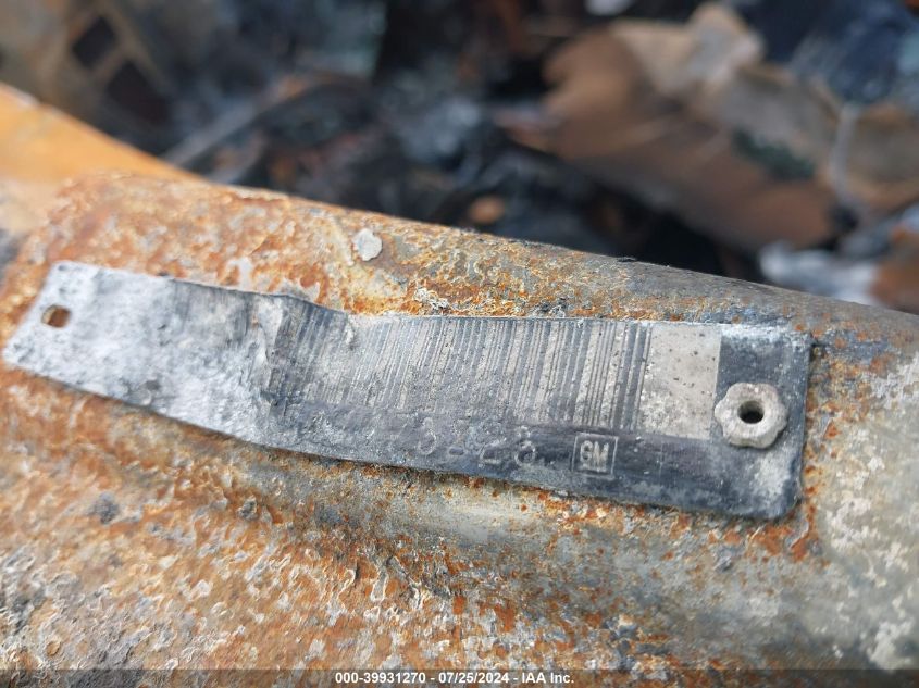 2004 Chevrolet Express G1500 VIN: 1GCFG15X541173823 Lot: 39931270