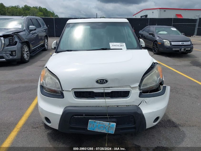 2011 Kia Soul + VIN: KNDJT2A25B7707726 Lot: 39931285