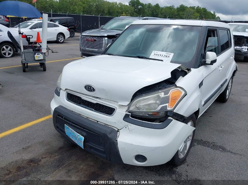 2011 Kia Soul + VIN: KNDJT2A25B7707726 Lot: 39931285
