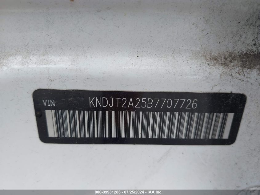 2011 Kia Soul + VIN: KNDJT2A25B7707726 Lot: 39931285