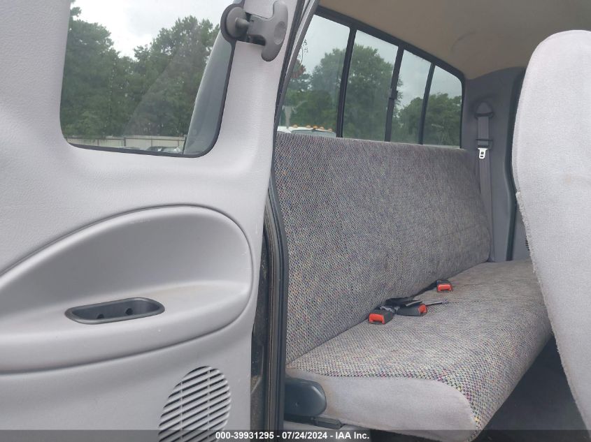 1998 Dodge Ram 1500 VIN: 1B7HF13Z0WJ123527 Lot: 39931295