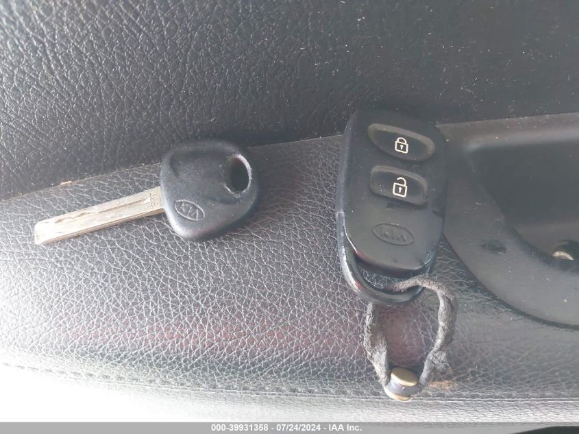 2012 Kia Sorento Lx VIN: 5XYKT3A1XCG259862 Lot: 39931358