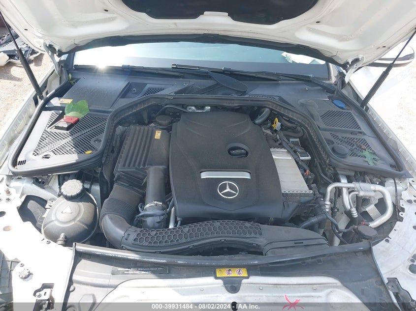 2015 Mercedes-Benz C 300 4Matic/Luxury 4Matic/Sport 4Matic VIN: 55SWF4KB1FU076169 Lot: 39931484