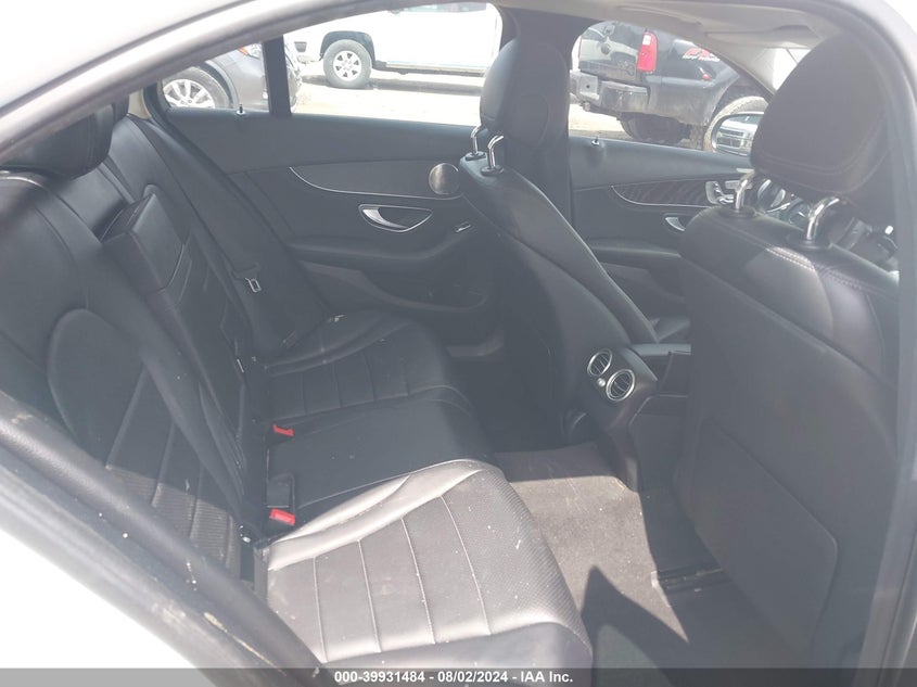 2015 Mercedes-Benz C 300 4Matic/Luxury 4Matic/Sport 4Matic VIN: 55SWF4KB1FU076169 Lot: 39931484