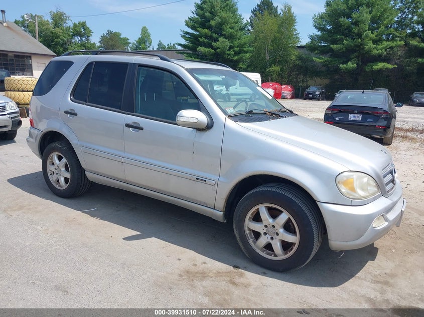 2004 Mercedes-Benz Ml 350 4Matic VIN: 4JGAB57E04A496488 Lot: 39931510
