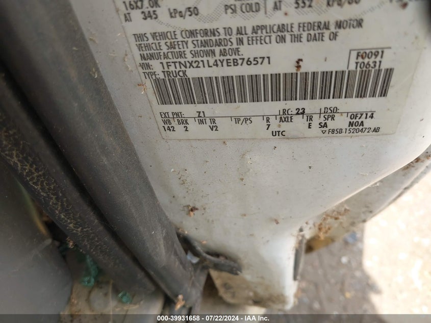 2000 Ford F-250 Lariat/Xl/Xlt VIN: 1FTNX21L4YEB76571 Lot: 39931658