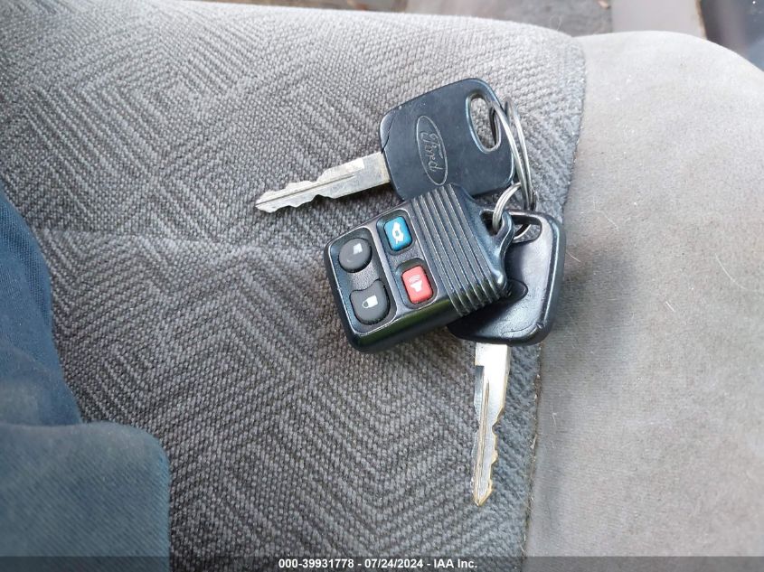 1999 Ford Explorer VIN: 1FMZU34E8XZA70074 Lot: 39931778