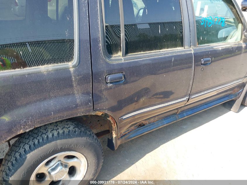 1999 Ford Explorer VIN: 1FMZU34E8XZA70074 Lot: 39931778